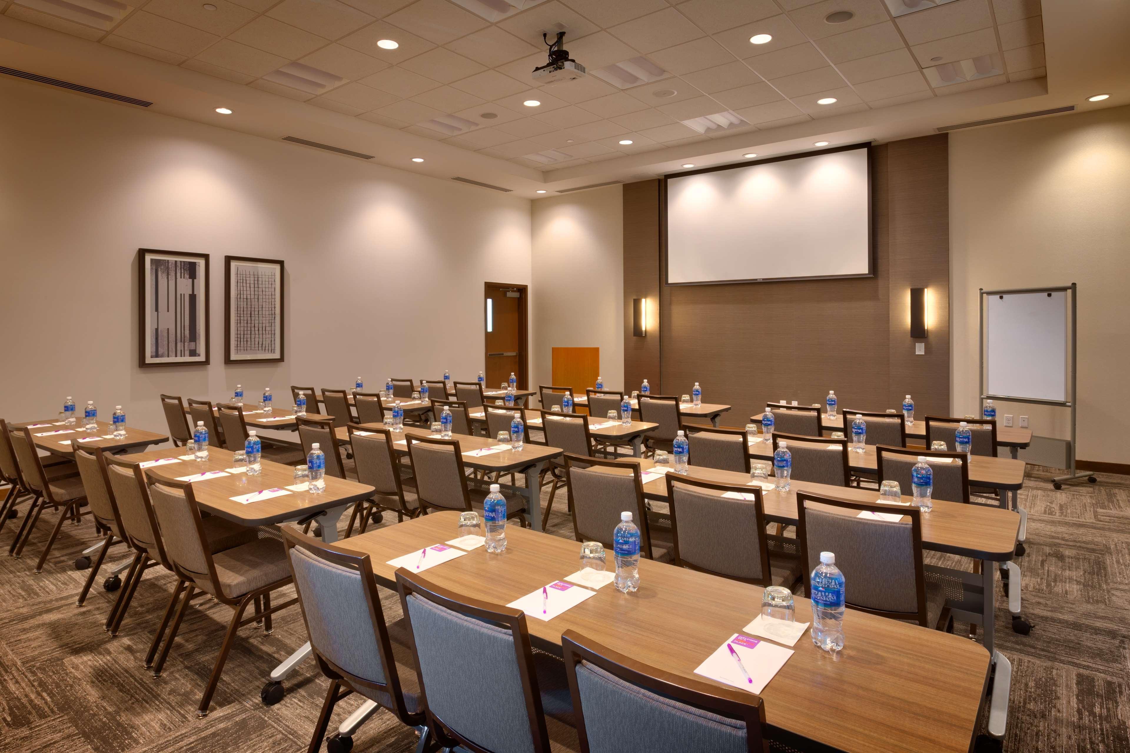 Hyatt Place Salt Lake City Farmington Station Park Bagian luar foto