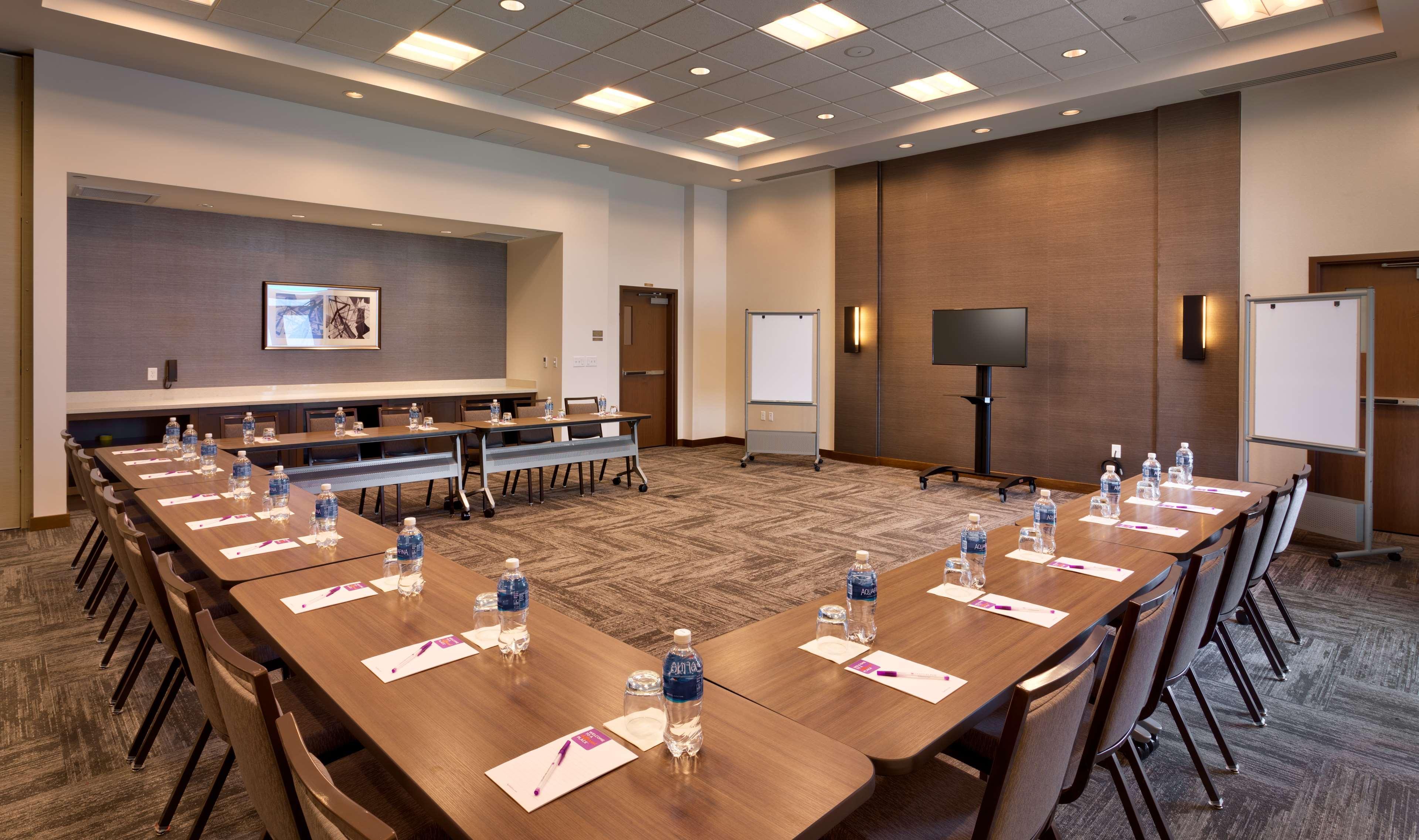 Hyatt Place Salt Lake City Farmington Station Park Bagian luar foto